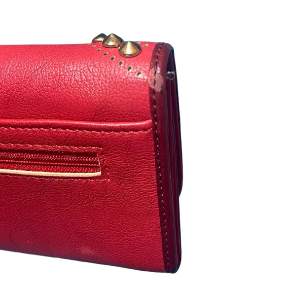 Betty Boop Large Zip Around Wallet & Checkbook Holder - Picture 4 of 14